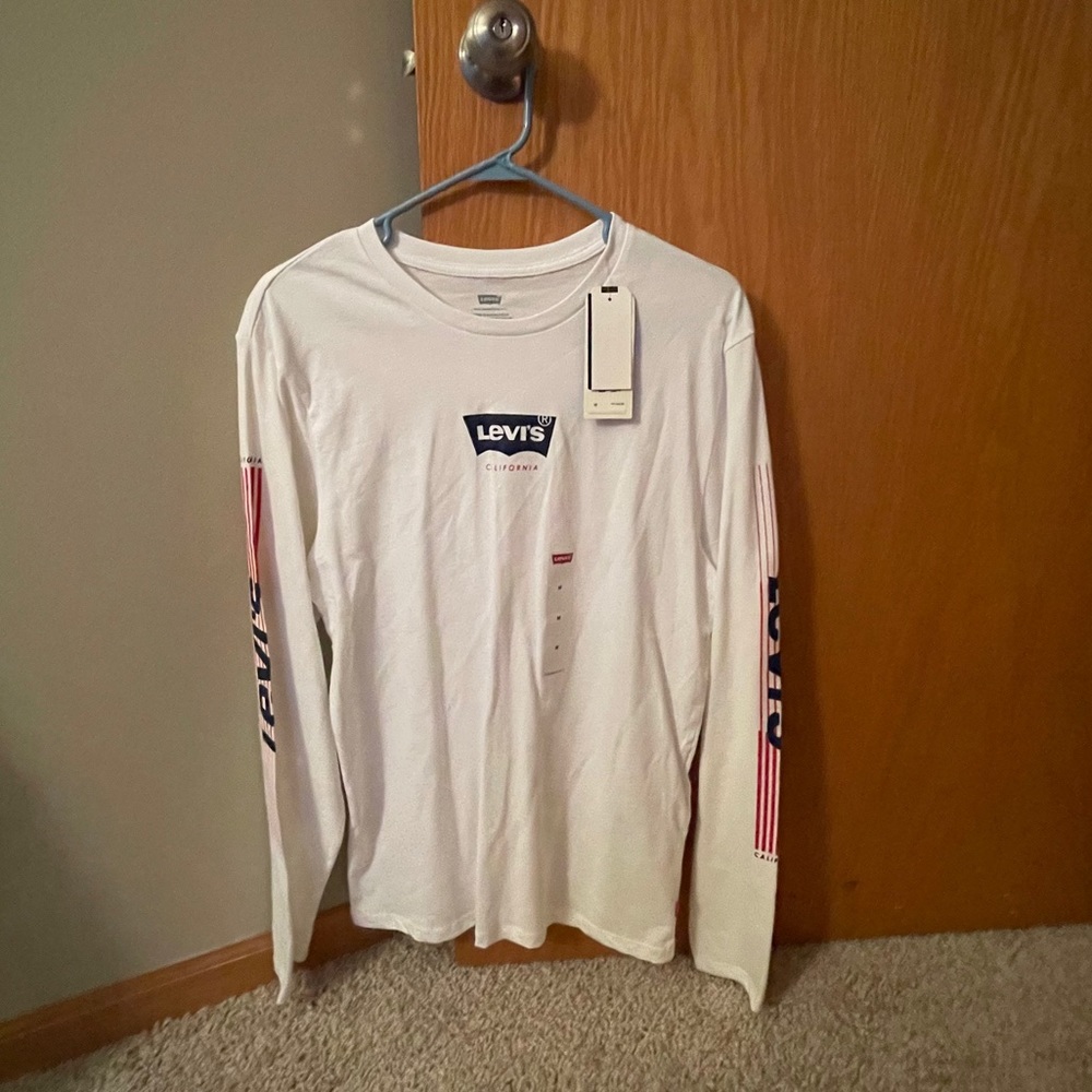Levi’s Long Sleeve T Shirt